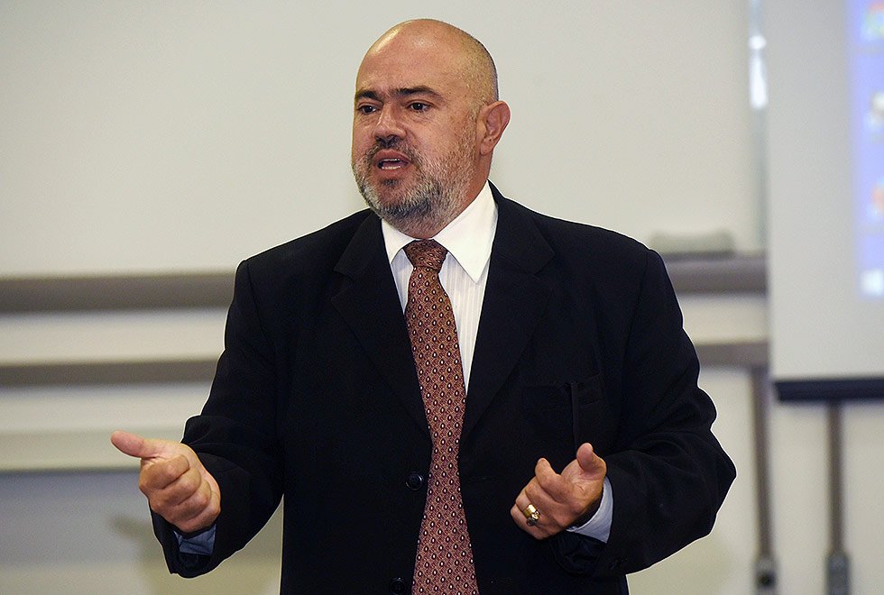 Dr. Jô Furlan